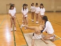 【FC2動画】下半身裸で開脚前転する恥ずかしい授業
