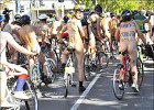 オーストラリアで裸自転車イベントが開催(画像)